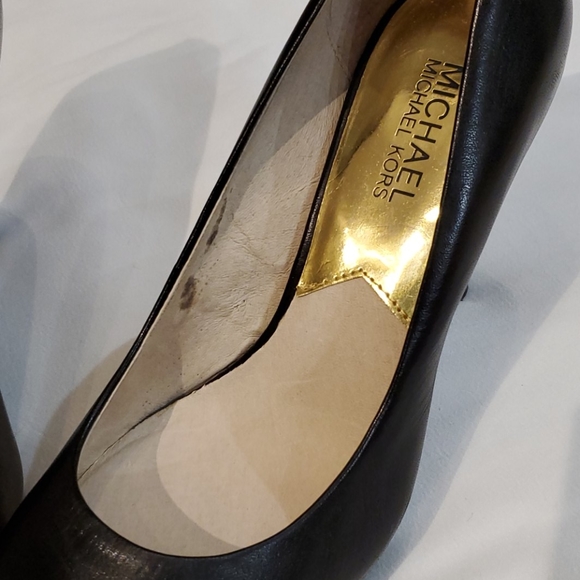 Michael Kors Leather Platform Heals - Picture 11 of 15